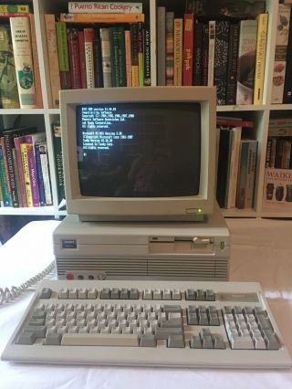 Rare Vintage Tandy 1000 Sl Computer,  Box.