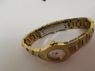 Vintage Tissot 1853 L520 gold plated Quartz Petite Ladies Watch 3