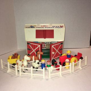 Vintage 1967 Fisher Price 915 Little People Play Family Farm Barn W/ Accessories
