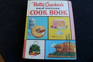 Betty Crocker ' s Picture Cookbook HC Vintage 1961 1st Edition,  6th Printing 2