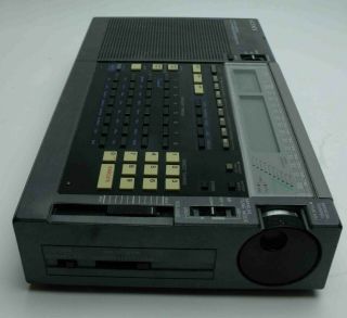 Vintage Sony ICF - 2010 Portable SW/MW/FM/Air Receiver Radio 3