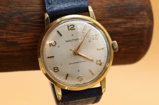 Vintage Mens Waltham Swiss Mechanical Wrist Watch Shock Resistant