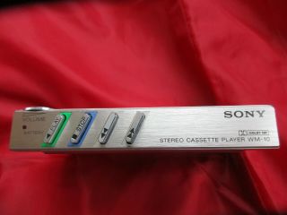 Vintage Sony Walkman WM - 10 Cassette Player w Battery Cover Needs Belt? (L) 2