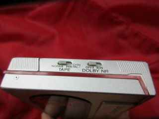 Vintage Sony Walkman WM - 10 Cassette Player w Battery Cover Needs Belt? (L) 4