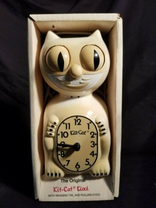 White Vintage Kit - Cat Klock (with Box,  Both Tails,  Paperwork) Must Read