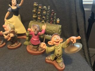 Vtg Walt Disney Snow White and the Seven Dwarfs Figurines Porcelain 2