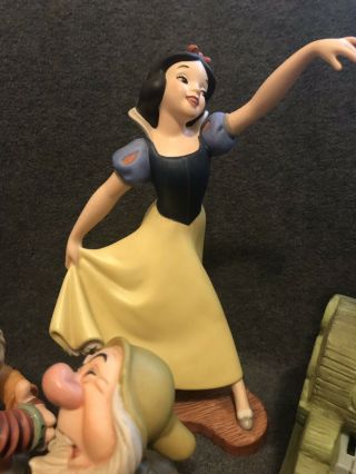 Vtg Walt Disney Snow White and the Seven Dwarfs Figurines Porcelain 4