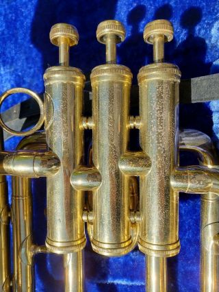 Getzen Euphonium Vintage DEG Marching Horn with Mouthpiece & Case w key 4