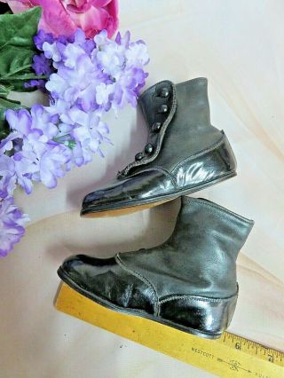 ANTIQUE Victorian child HIGH TOP BOOTS Button up Leather DOLL SHOES never worn 6