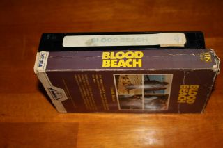VINTAGE RARE BLOOD BEACH 1981 White Stripe Media VHS Monster Horror Cult Gore 6
