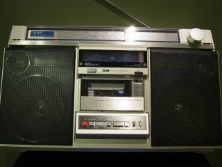 Aiwa CS - 660 Vintage Stereo Cassette Boombox,  Radio Cassette Recorder 2