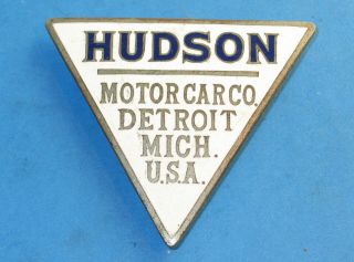 24 Vintage Hudson Motor Car Co.  Detroit Car Auto Front Hood Emblem ?