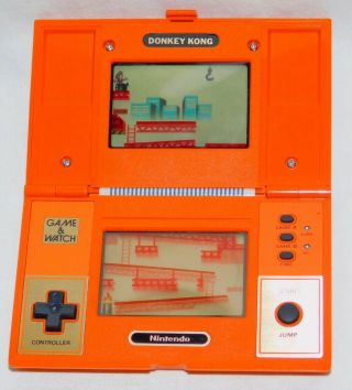 Nintendo Game & Watch Donkey Kong game DK - 52 made Japan 1982 euc vintage 2