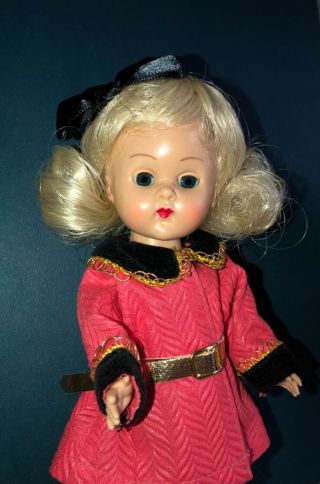 Vintage Vogue Bkw Ginny Doll In Her Skinny Tagged Lounging Outfit