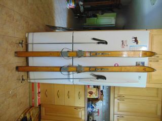 Antique Wooden Skis 70 " Long With Pole / 7415
