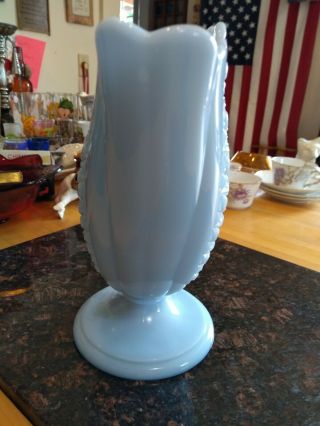 Vintage Fenton Pastel Blue Buttons & Daisy 1953 - 43 Pattern 1959 Fan Vase 3