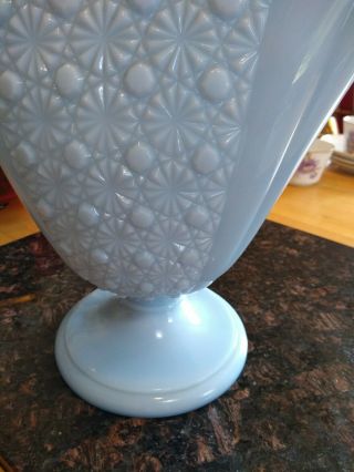 Vintage Fenton Pastel Blue Buttons & Daisy 1953 - 43 Pattern 1959 Fan Vase 8