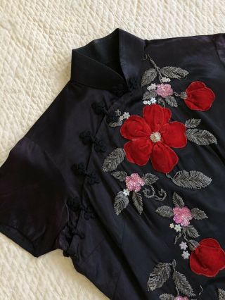 Vintage 1940s 50s Black Satin Cheongsam Qipao Velvet Applique Flowers Beads VTG 4