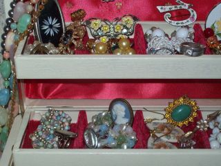 150,  Piece Vintage and Modern Costume Jewelry Filled Jewelry Box 7