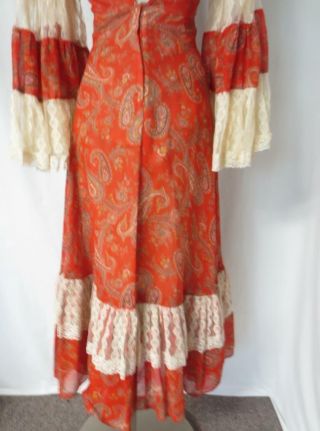 70 ' s Vtg Gunne Sax Dress Red Paisley Maxi Festival Bell Lace Sleeves Size 5 7