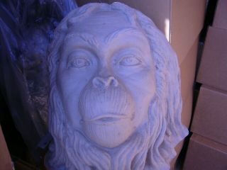 Rare " Planet Of The Apes " Lawgiver Oversize Display Face Cast