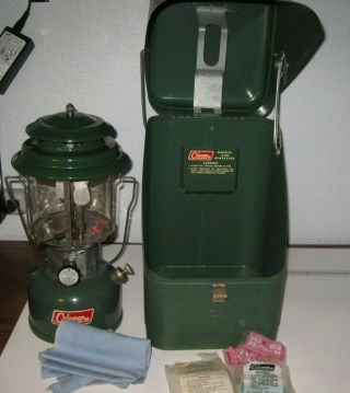 Vintage Coleman 220f Double Mantle Lantern With Metal Case