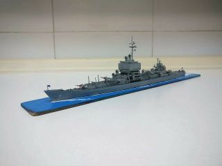 Built 1/700 Cgn - 9 Long Beach.  Very Rare.  For Collectors