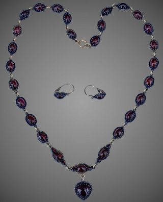 Antique Cabochon Garnet Gemstone Necklace And Earrings Set