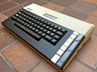 Vintage Atari 800 XL Console 3
