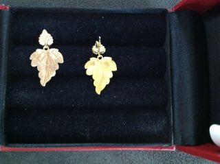 Vintage 10K Black Hills Gold Leaf Style Post Earrings Two Toned 2