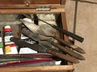 Vintage Artist Dovetail Paint Box palette paints brushes knives tools 2