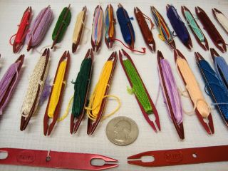 Vintage Metal Shuttles With Thread - Weaving Late 1950 