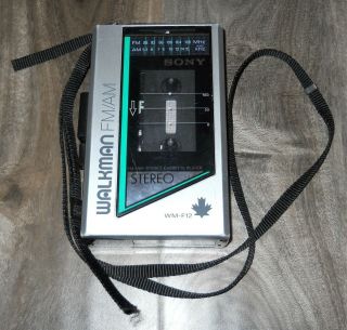 Vintage 1980s Sony Wm - F12 Walkman Cassette Player Am/fm Radio