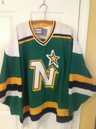 Vintage Minnesota North Stars Jersey Ccm Sewn Nhl Hockey Size Xl Sharp