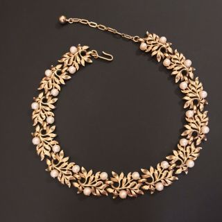 Vintage Trifari Brushed Gold Tone Faux Pearl Leaf Choker Necklace