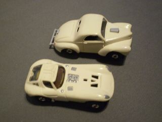 Vintage HO scale Aurora T - Jet Willys and Cheetah slot cars 4