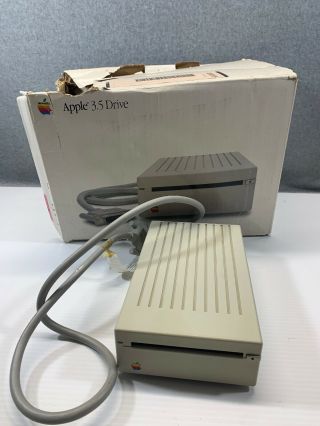 Vintage Apple Macintosh 3.  5 Drive Model A9m0106