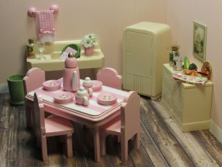 Strombecker KITCHEN APPLIANCE & DINING SET,  Vintage Wooden Dollhouse Furniture 3