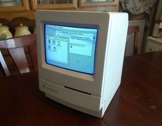 Vintage 1992 Apple Macintosh Classic Ii Computer M4150 - Recapped