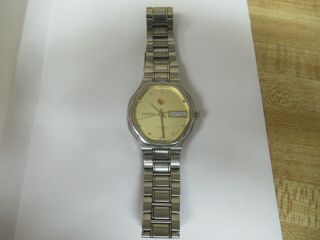 Vintage Rado Voyager Automatic Swiss Made Mens Watch.  Day & Date Display