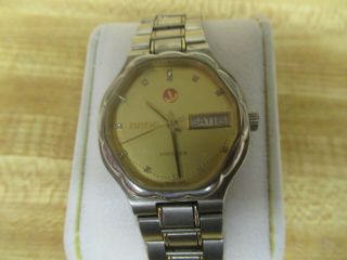 Vintage Rado Voyager Automatic Swiss Made Mens Watch.  Day & Date Display 2