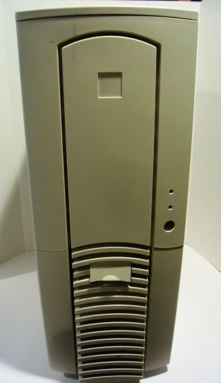 Vintage Cutom Build Desktop Pc (amd Athlon Xp 2000,  512mb 3.  5  Floppy No Hdd)