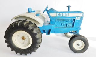 Vintage Ertl Ford 8600 Tractor 1/12 Scale Blue Farm Toy 1980s