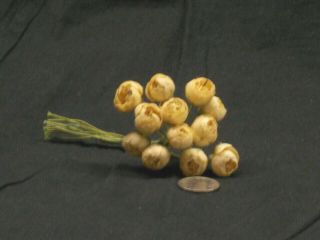 11 BUNCHES ANTIQUE/VINTAGE MILLINERY FLOWERS,  TINY,  SMALL,  MEDIUM,  ROSEBUDS,  VGC,  NR 4