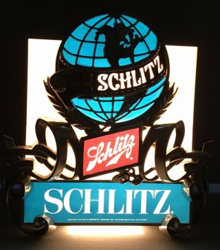 Vintage 1977 Schlitz Lighted Beer Sign Bar Pub Man Cave