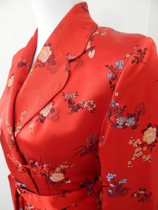 1960 - 70s - Vintage Peony Shanghai Red Brocade Chinese Coat/Robe Cheongsam S/M 5