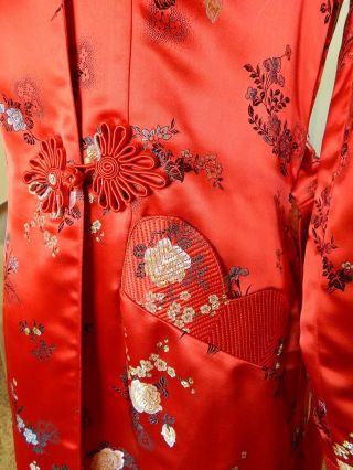 1960 - 70s - Vintage Peony Shanghai Red Brocade Chinese Coat/Robe Cheongsam S/M 7