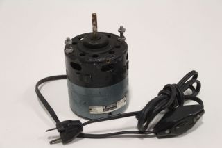 Vintage Universal Electric 80 - 041 3000 Rpm 115v 60 Cycle 1.  0 Amp Motor