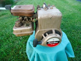 Vintage 1967 / 2 Hp Briggs & Stratton Engine / Model 60102 / Mini Bike / Go Kart