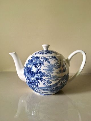 Vintage Wedgwood Countryside Blue White Round Tea Pot Made In England